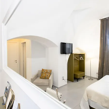Le Tre Sorelle Apartment *