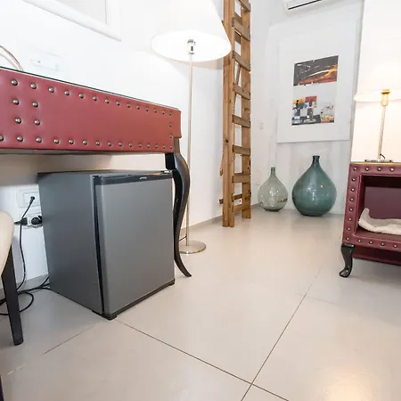 Le Tre Sorelle Apartment *