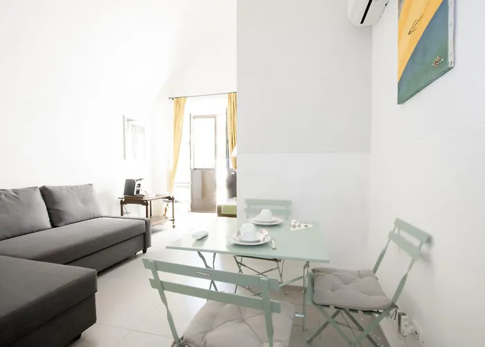 Le Tre Sorelle Apartment *